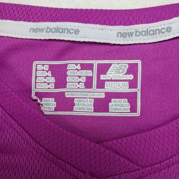New Balance Lightning Dry Long Sleeve Performance/ Athletic Shirt. Woman's M.... - Picture 4 of 9